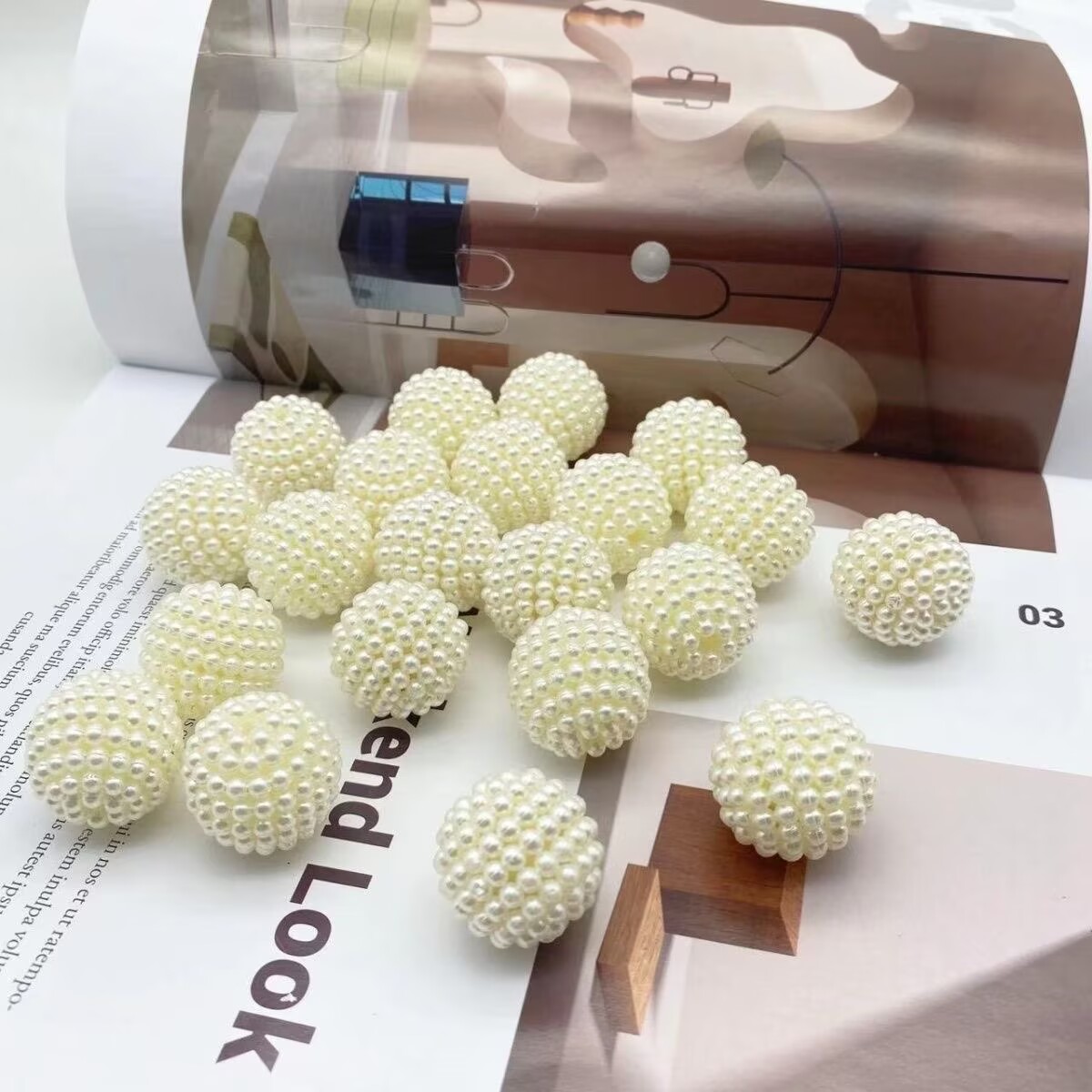 Sfere in Acrilico ABS Bianco d - Jewelry Making Event recensione e prezzo